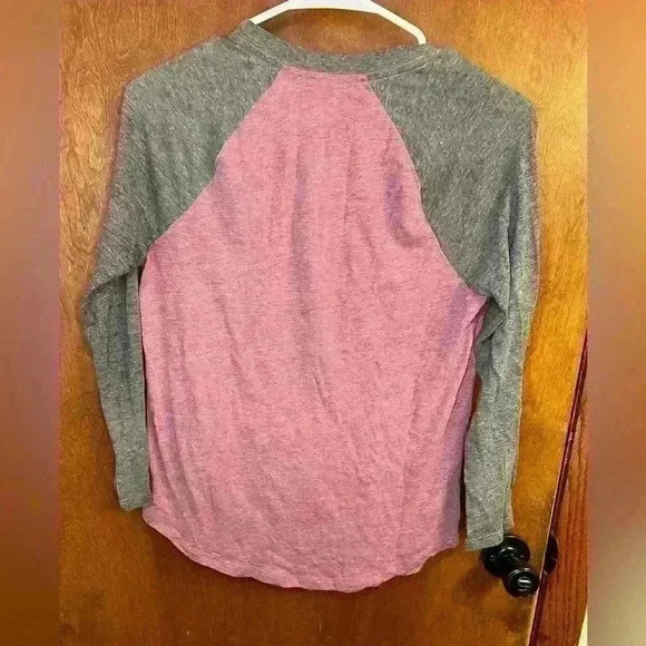 Women’s PINK by Victorias Secret baseball style 3/4 sleeve tee - Picture 2 of 3